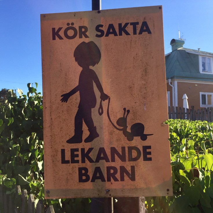 Spielstraße auf einer fast autofreien Insel © Sandra Grüning