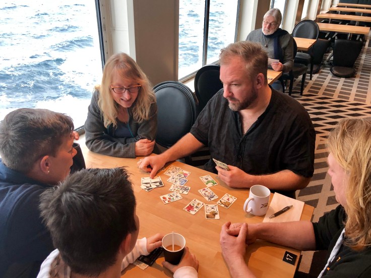 Zoff im Zoo oder Kartenspaß auf der Norönna © Sandra Grüning